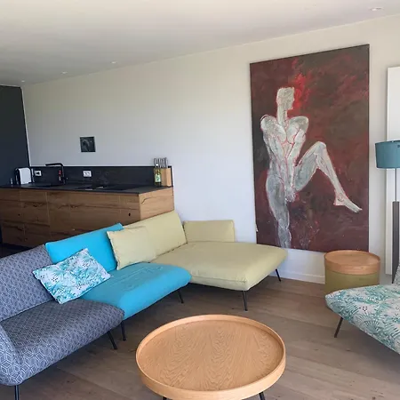 Apartman Op Het Strand, Enfin, Zo Goed Als... *