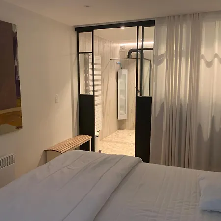 Apartman Op Het Strand, Enfin, Zo Goed Als... *